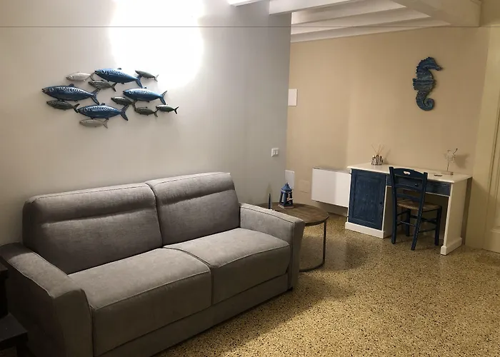 Il Giardino Della Regina Alojamento de Acomodação e Pequeno-almoço Gallipoli