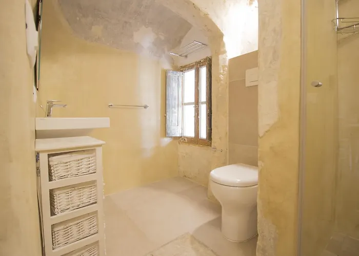 Il Giardino Della Regina Alojamento de Acomodação e Pequeno-almoço 3*