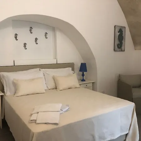 Il Giardino Della Regina Nocleg ze śniadaniem Gallipoli