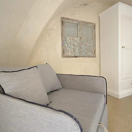 Il Giardino Della Regina Nocleg ze śniadaniem 3*