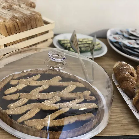 Il Giardino Della Regina Nocleg ze śniadaniem