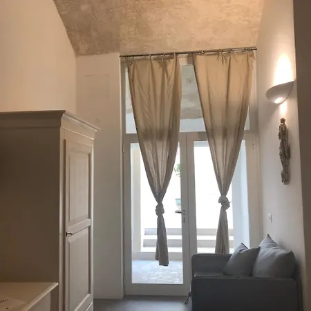 Nocleg ze śniadaniem Il Giardino Della Regina 3*