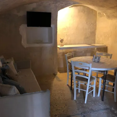 Il Giardino Della Regina 3* غالّيبولي