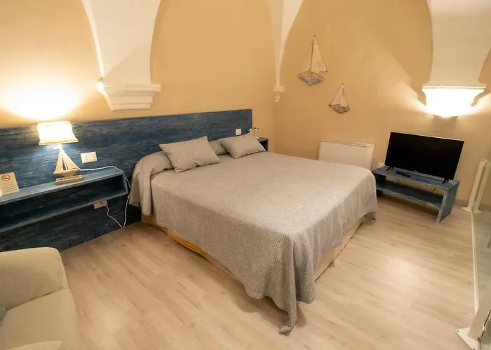 فندق مبيت وإفطار Il Giardino Della Regina 3*